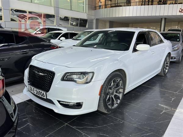 Chrysler for sale in Iraq